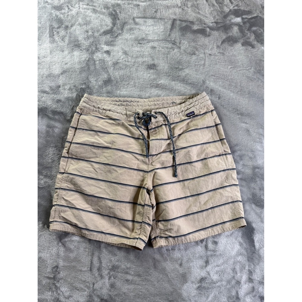 Patagonia Wavefarer Boardshorts Men's Swim Bottom Size 32 Tan Horizontal Stripes